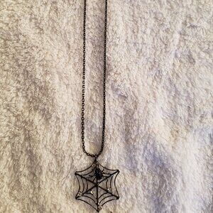 Vintage Spooky Black Widow Spider Necklace Black, Metal